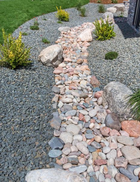 River Stone Landscaping