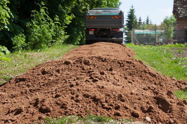 Residential Soil Delivery in Conroe
